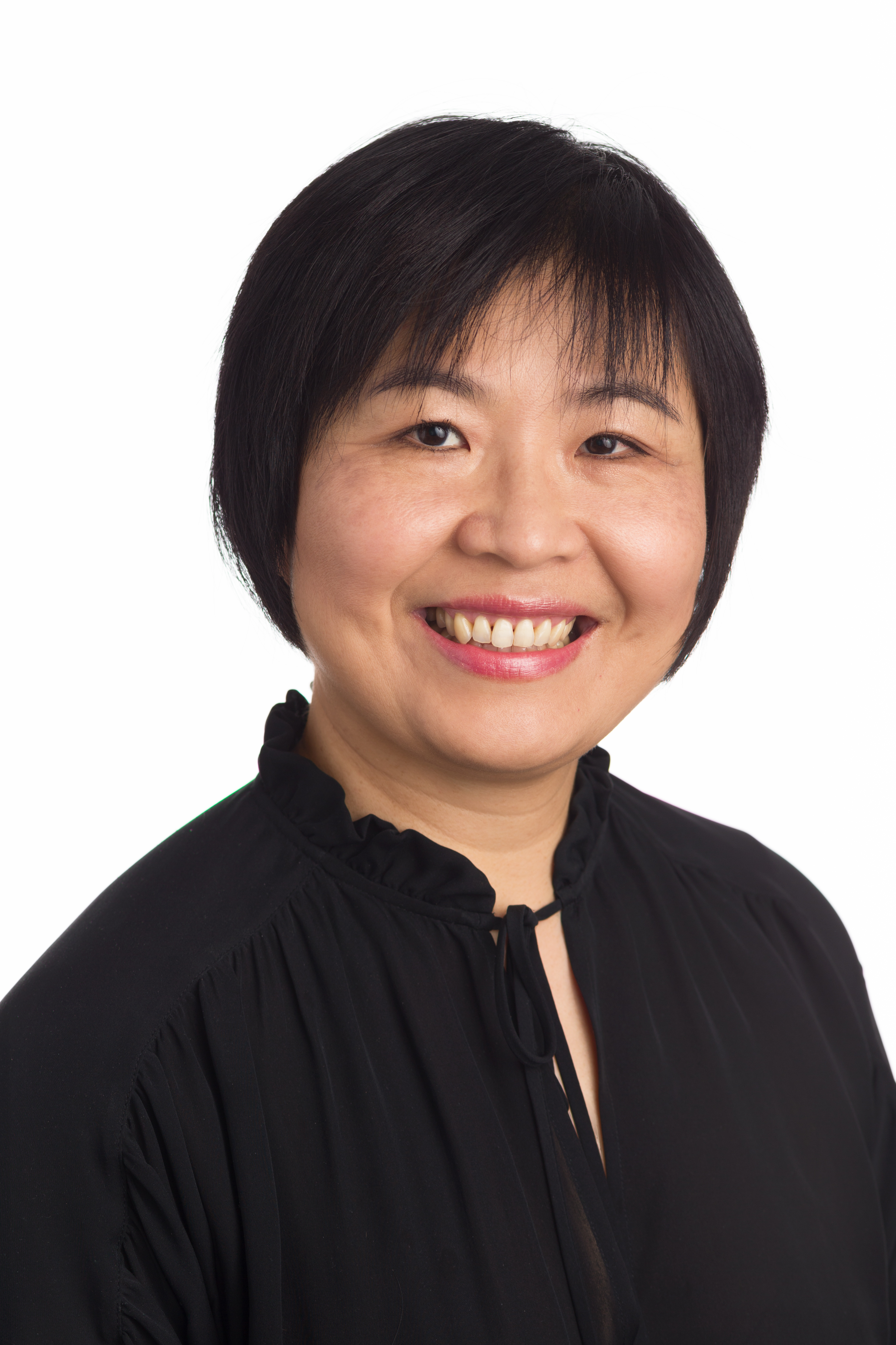 photo of Tracy Chang