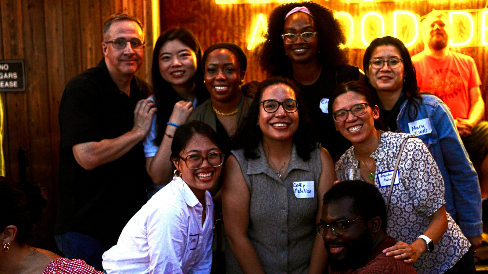 Group photo of 2025 SMLRAA Alumni Happy Hour attendees