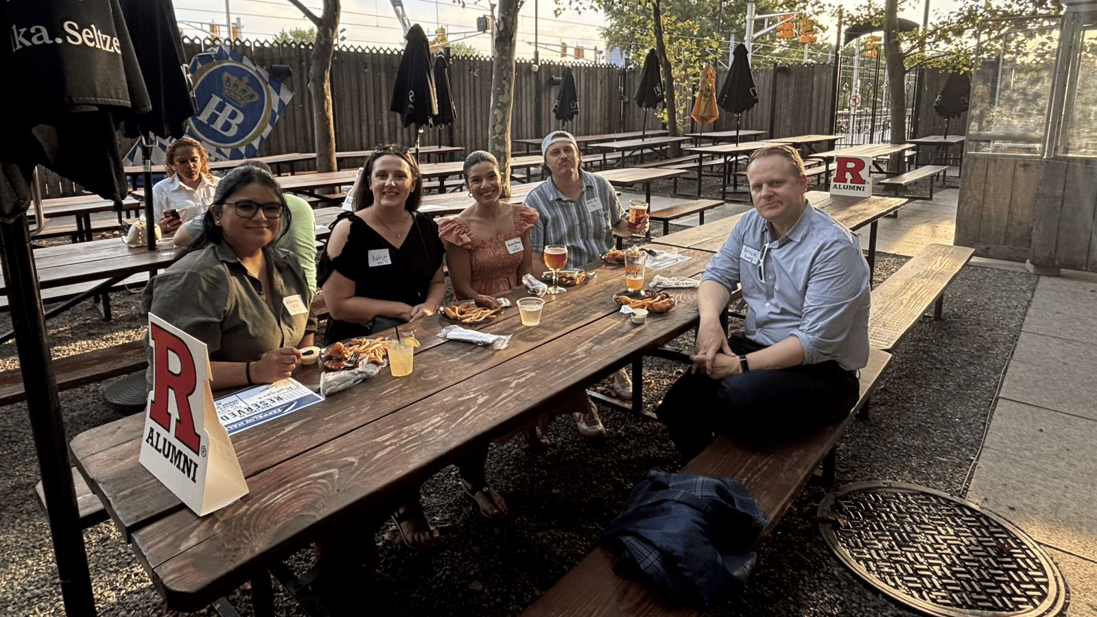 Image of SMLR Alumni socializing at Happy Hour event